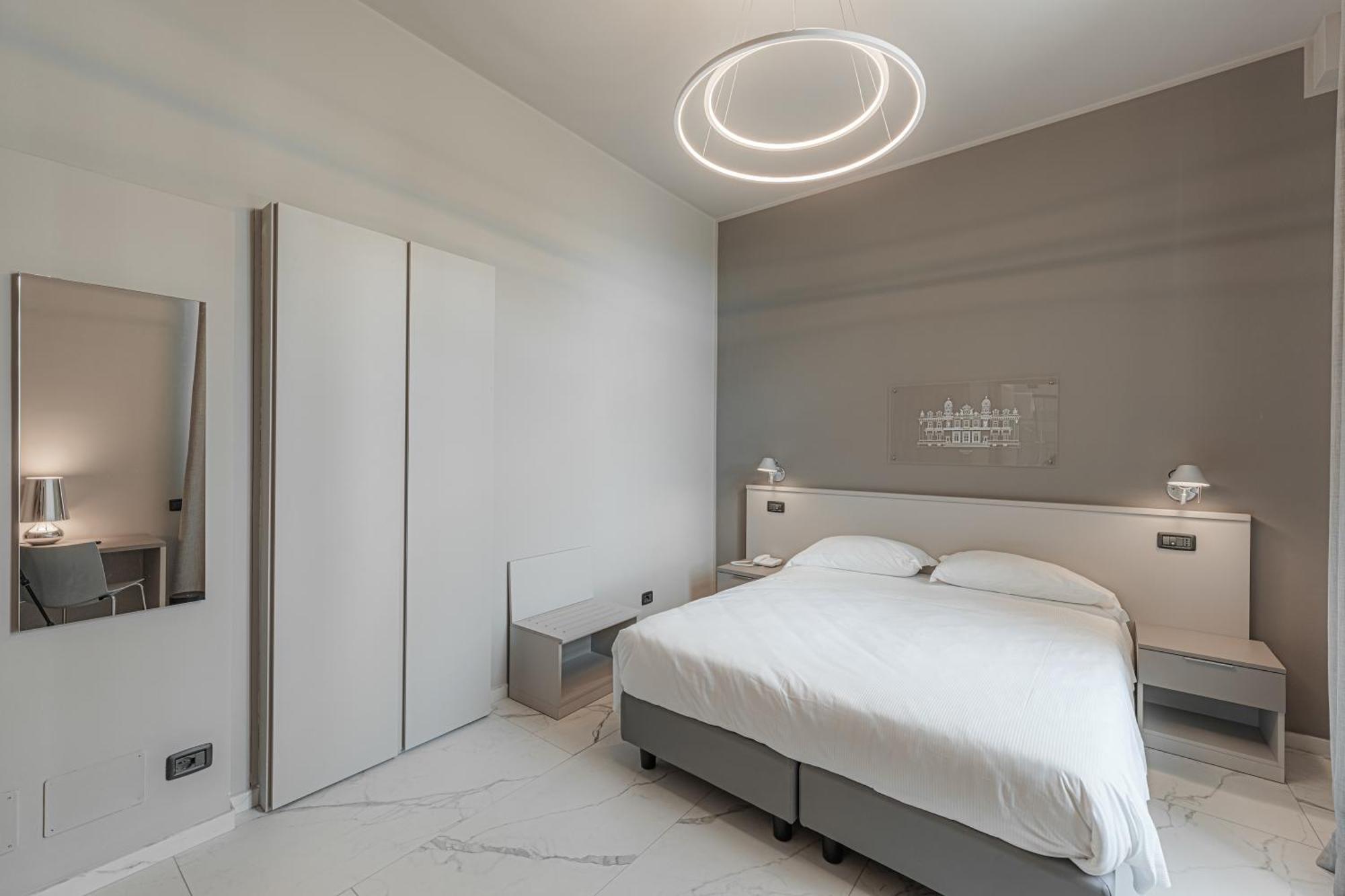 Hotel Villa Levi Sanremo Bagian luar foto