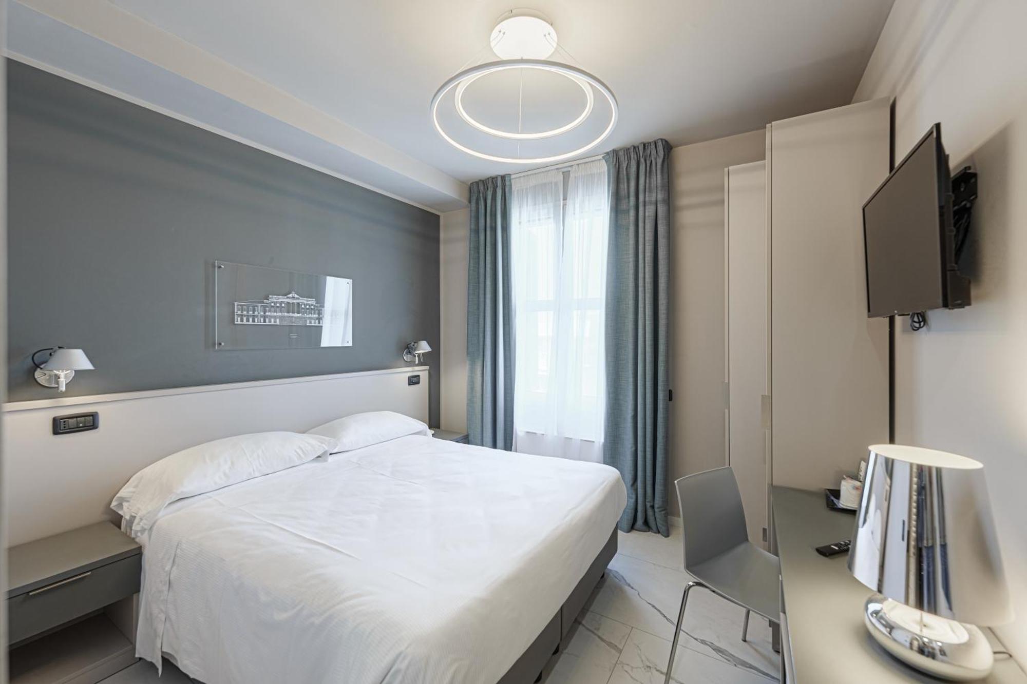 Hotel Villa Levi Sanremo Bagian luar foto